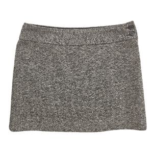 J crew wool mini skirt with side buttons. Size 4 EUC
